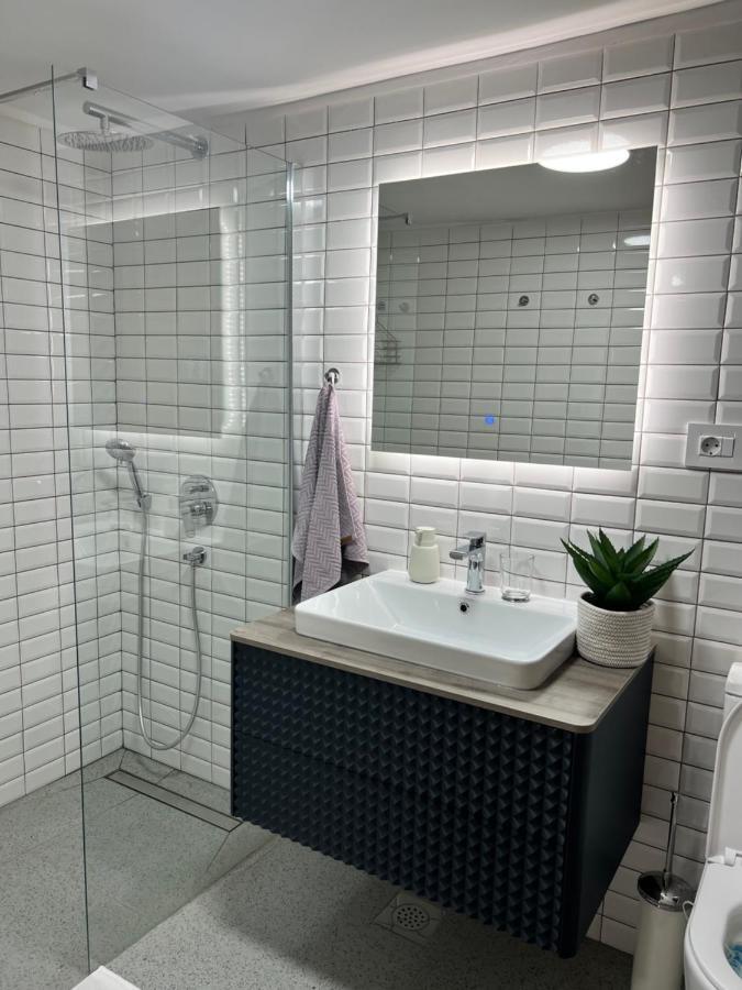 Seayou!***Charming 1-Bedroom Rental Unit In The Old City Center Of Cres Exterior foto